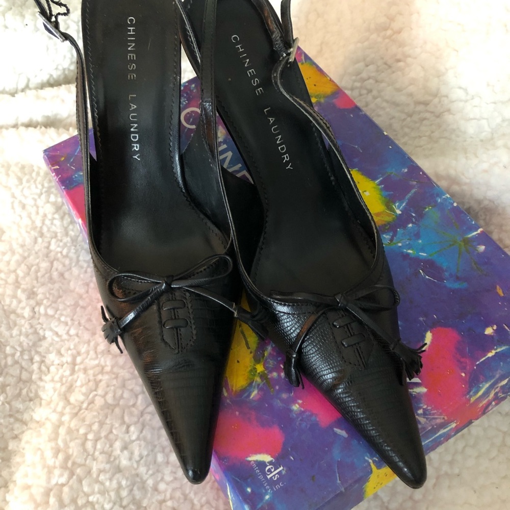 Chinese Laundry Valentina black wedge heel